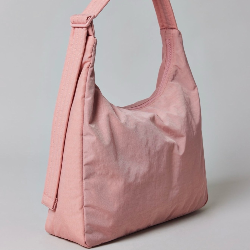 BAGGU Nylon Shoulder Bag Rose Tan - UO Exclusive - Picture 6 of 9